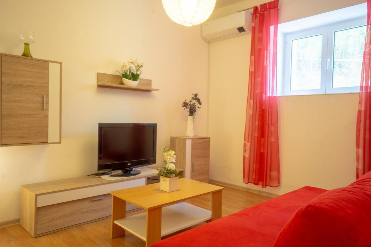 Apartment Coral Metajna Zewnętrze zdjęcie