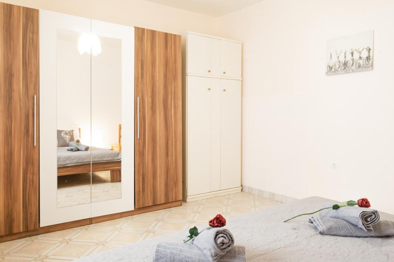 Apartment Coral Metajna Zewnętrze zdjęcie