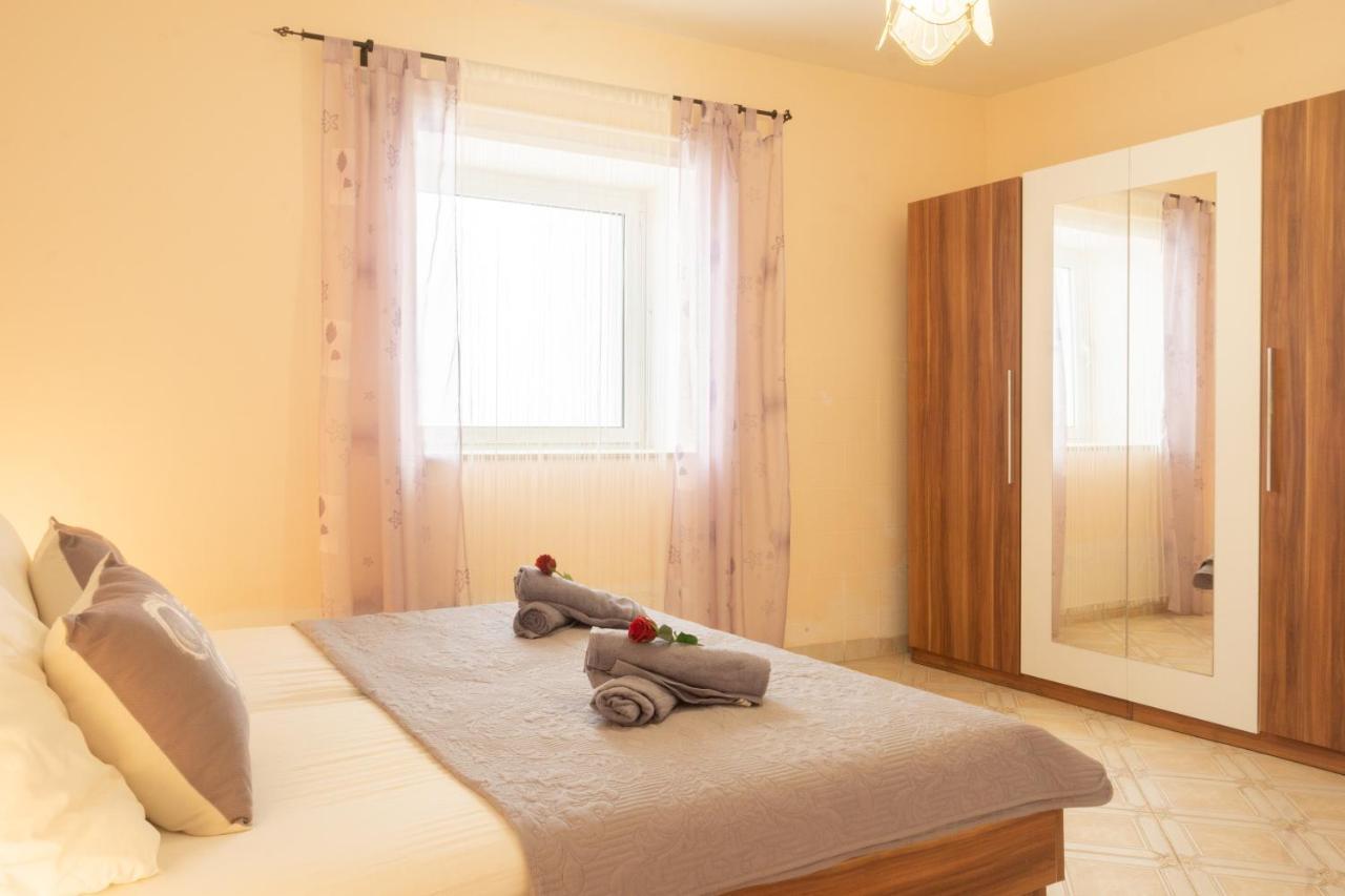Apartment Coral Metajna Zewnętrze zdjęcie