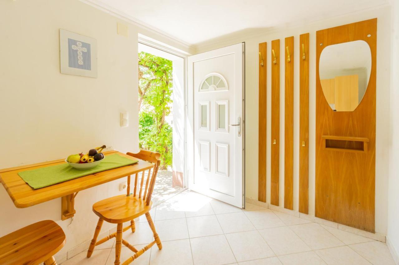 Apartment Coral Metajna Zewnętrze zdjęcie