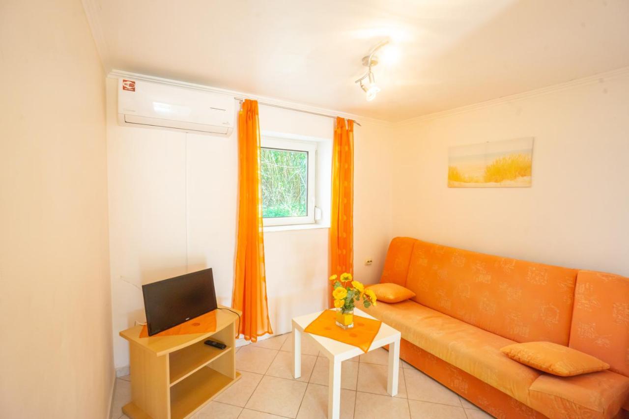 Apartment Coral Metajna Zewnętrze zdjęcie